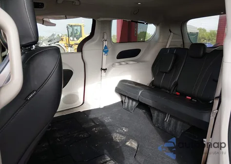 2017 Chrysler Pacifica Touring-L из США, поврежденный, VIN 2C4RC1BGXHR668663